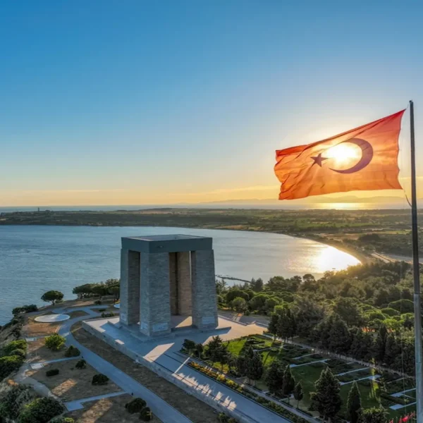 Gallipoli peninsula monument with Turkish flag