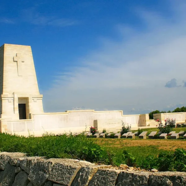 Turkish and ANZAC soldiers at Lone Pine Memorial Gallipoli