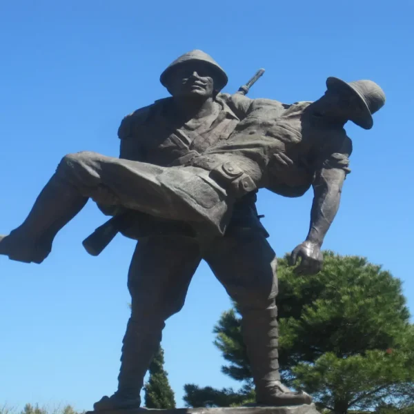 Statue of soldier carrying comrade at Gallipoli